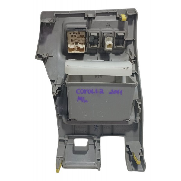 Moldura Painel Porta Treco Toyota Corolla 2011