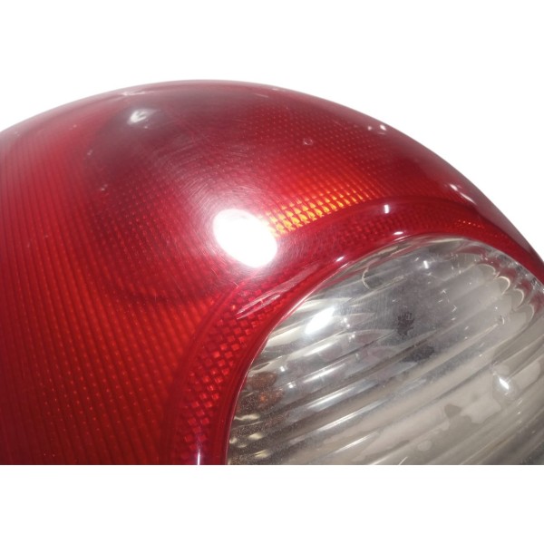 Lanterna Esquerda Citroen Picasso 2005