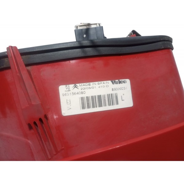 Lanterna Esquerda Citroen Picasso 2005