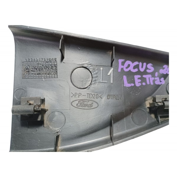Moldura Interna Porta Traseira Esquerda Ford Focus 2005