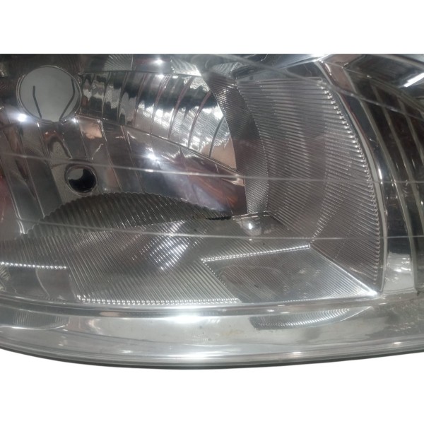 Farol Lado Direito Gm Celta Prisma 2010