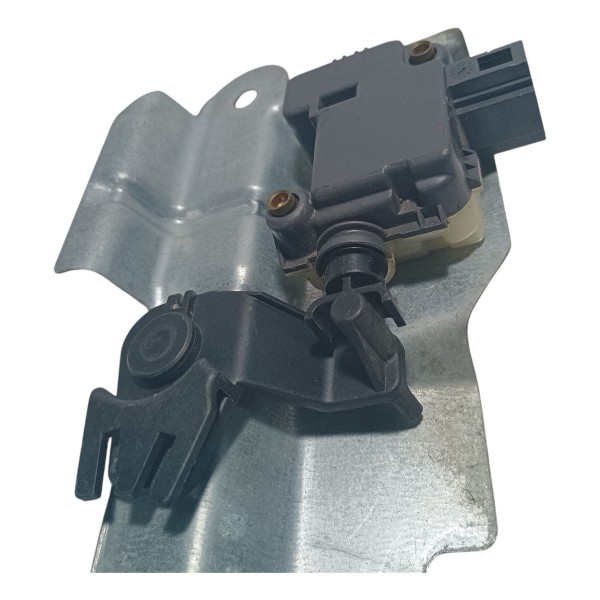 Suporte Trava Porta Malas Vw Golf 1998