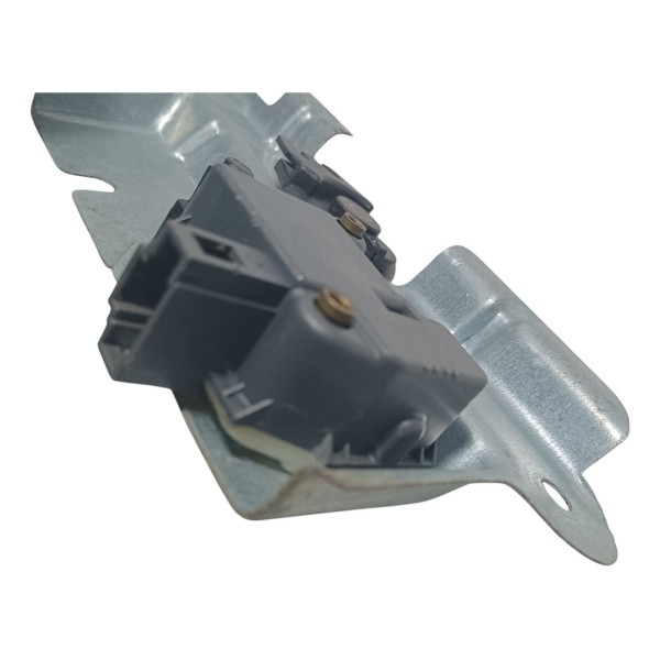 Suporte Trava Porta Malas Vw Golf 1998