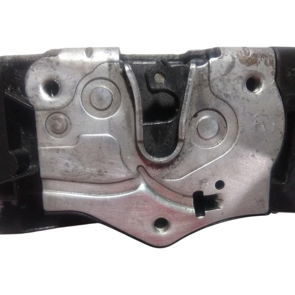 Fechadura Porta Dianteira Direita Fiat Stilo 2005