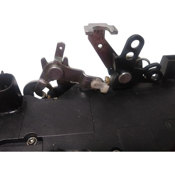 Fechadura Porta Dianteira Esquerda Fiat Stilo 2005