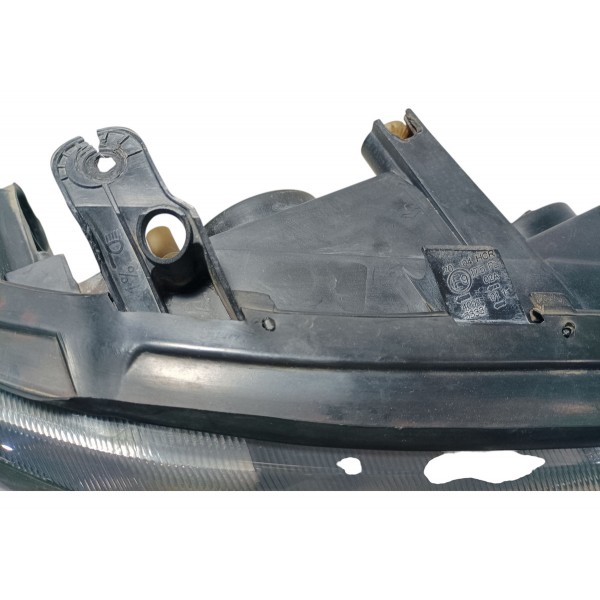 Farol Lado Direito Gm Vectra 1999 Recuperado