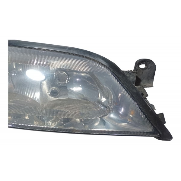 Farol Lado Direito Gm Vectra 1999 Recuperado