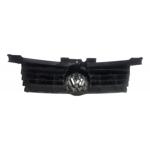 Grade Parachoque Dianteiro Vw Bora 2004 Com Detalhe