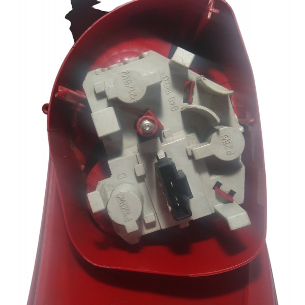 Lanterna Traseira Direita Peugeot 207 2012 Direito/passageiro Bordô