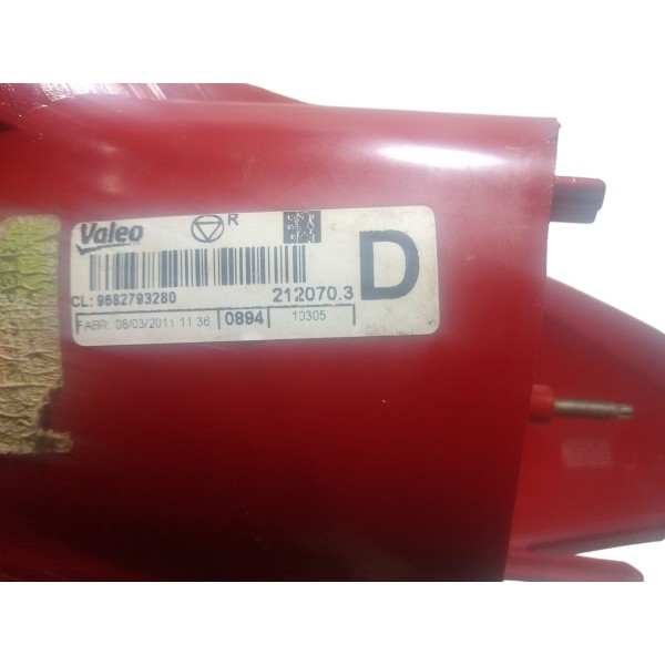 Lanterna Traseira Direita Peugeot 206 2009 Direito/passageiro Vermelho