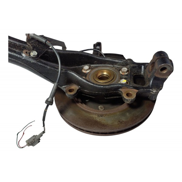 Montante Roda Dianteiro Esquerdo Nissan Frontier 2010 4x4