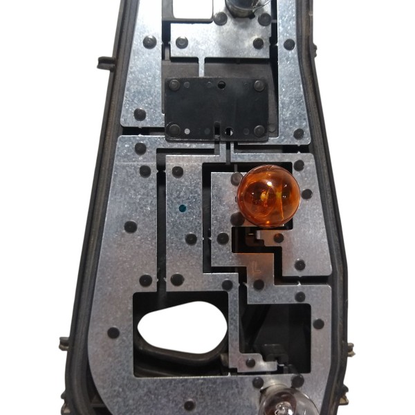 Soquete Lanterna Lado Esquerdo Renault Logan 2012