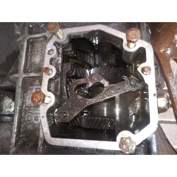 Caixa De Marcha Câmbio Gm Ipanema 1.8 1992