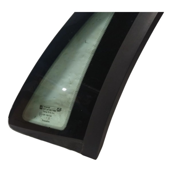 Vidro Fixo Lateral Traseiro Direito Gm Corsa Maxx Hatch 2010