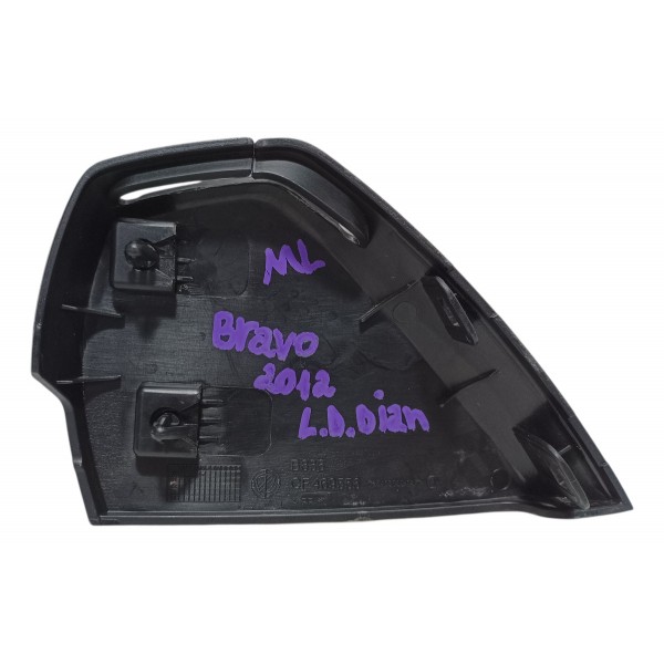 Acabamento Lateral Do Banco Dianteiro L.d Fiat Bravo 2012 Preto