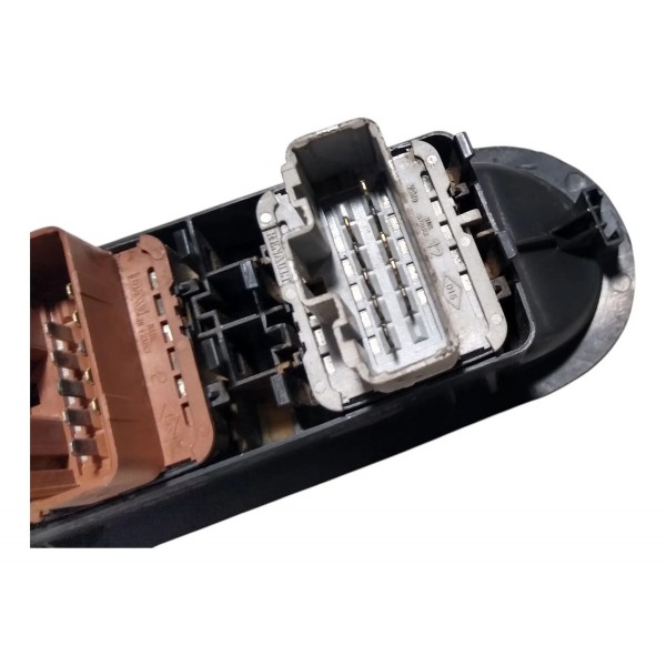 Botão Vidro Porta Dianteira Esquerda Renault Megane 2008