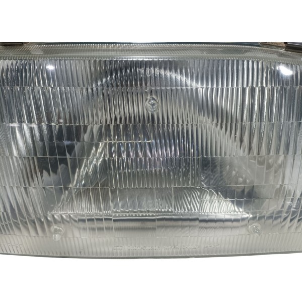 Farol Lado Direito Kia Sportage 1996-2000 Direito/passageiro