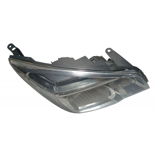 Farol Lado Direito Gm Trailblazer 2013 Recuperado Direito/passageiro