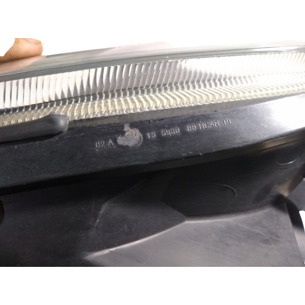 Farol Dianteiro Direito Fiat Punto 2013 Recuperado Direito/passageiro
