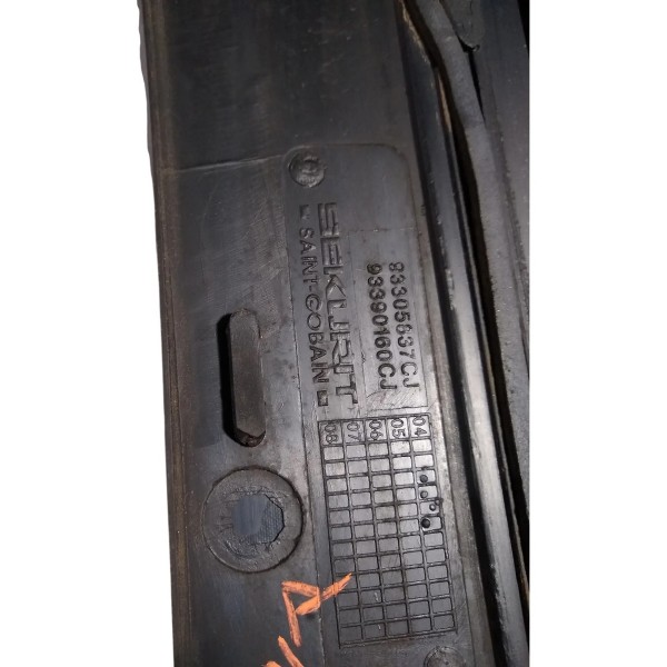 Vidro Fixo Lateral Traseira Direita Gm Zafira 2004