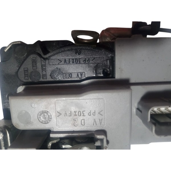 Fechadura Porta Dianteira Direita Peugeot 207 2009