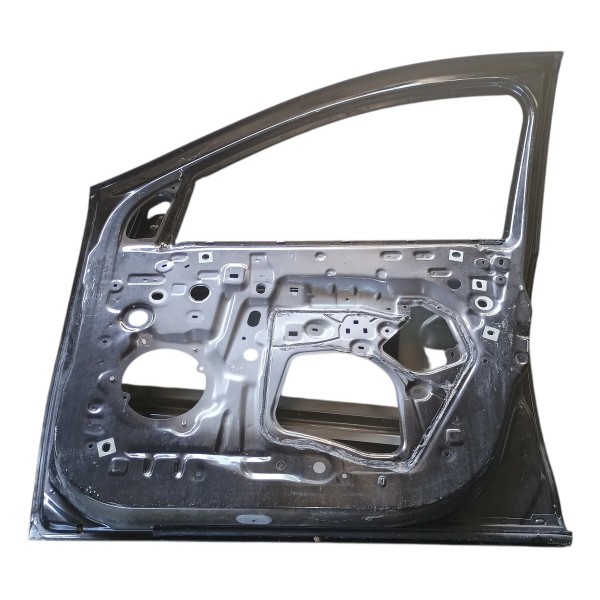 Porta Dianteira Direita Renault Duster 2020 Com Detalhes Dianteira Direito Preto