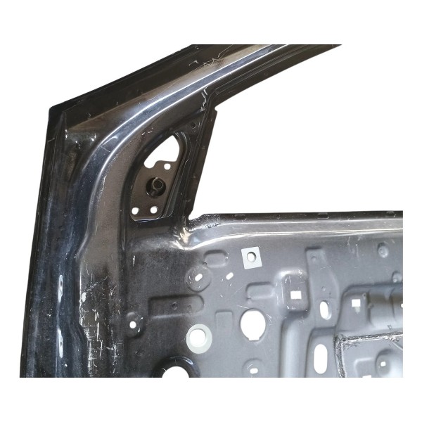 Porta Dianteira Direita Renault Duster 2020 Com Detalhes Dianteira Direito Preto