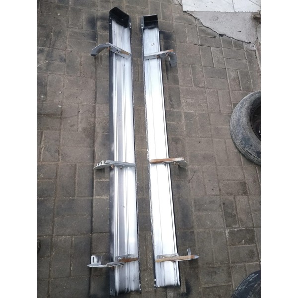 Estribo Nissan Frontier 2010 Par Preto Fosco