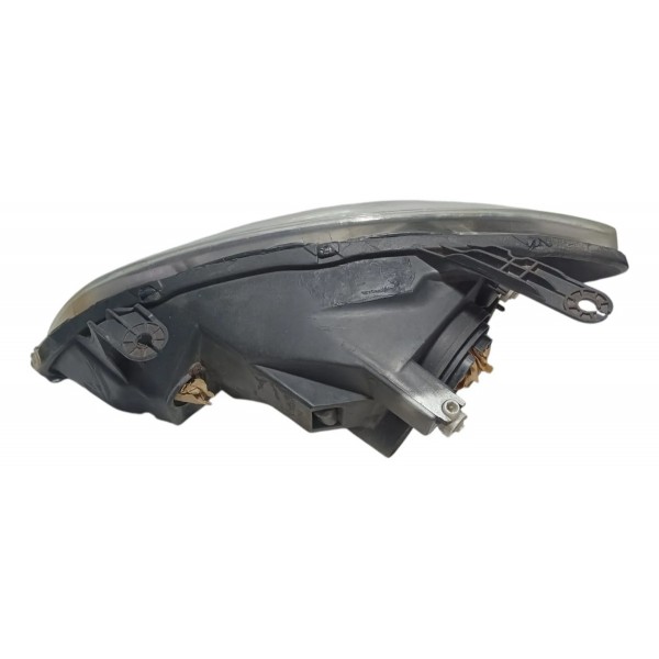 Farol Lado Direito Gm Celta Prisma 2012 Recuperado Direito/passageiro