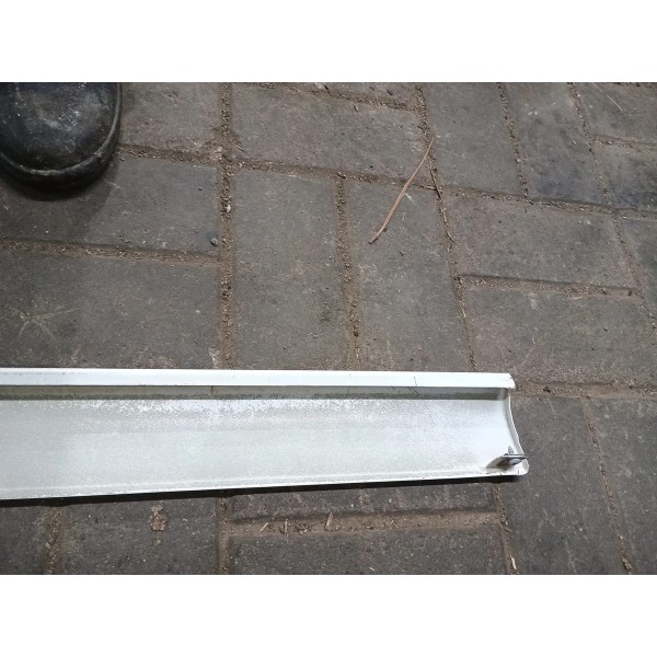 Friso Lateral Lado Direito Volkswagen Kombi 2010 Branco