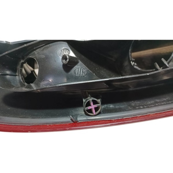 Lanterna Direita Gm Corsa Maxx Hatch 2009 Com Detalhe Direito/passageiro Vermelho