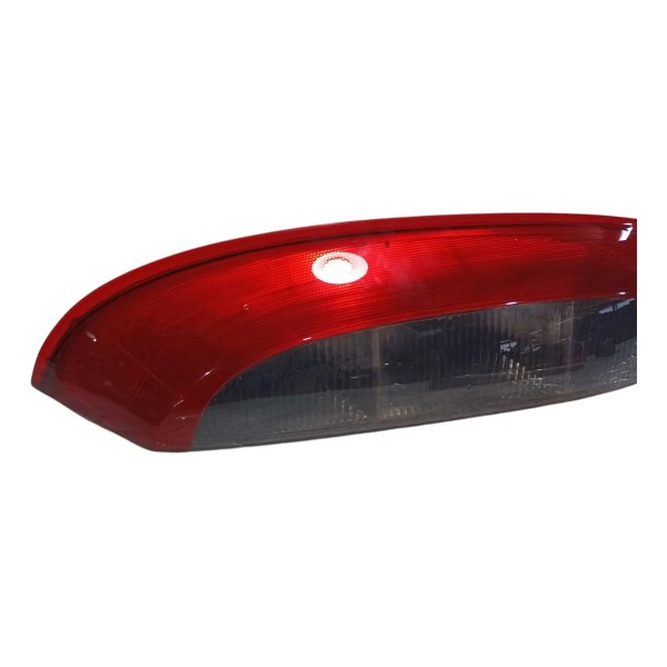 Lanterna Direita Gm Corsa Maxx Hatch 2009 Com Detalhe Direito/passageiro Vermelho