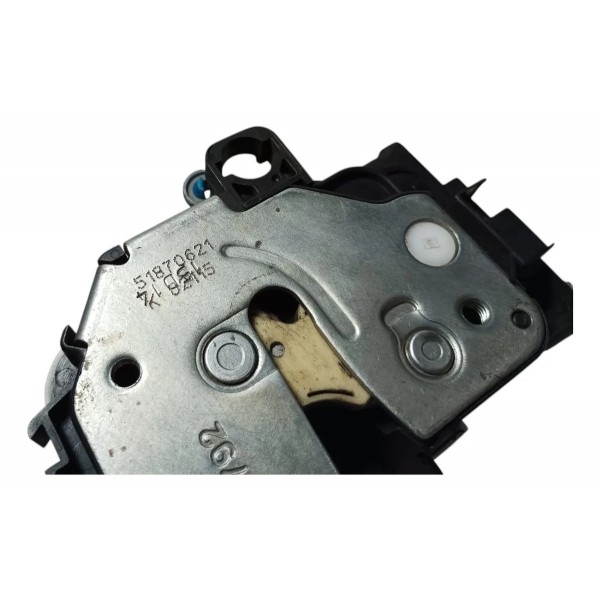 Fechadura Porta Dianteira Direita Fiat Grand Siena 2015