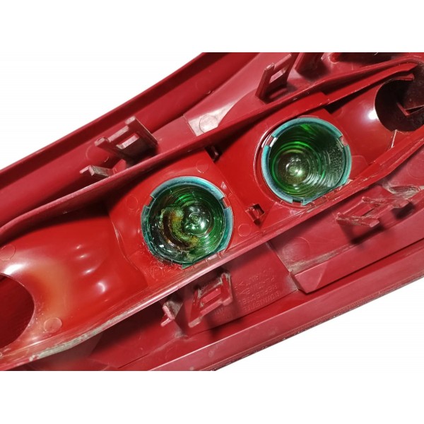 Lanterna Direita Citroen C3 2003 Direito/passageiro Vermelho