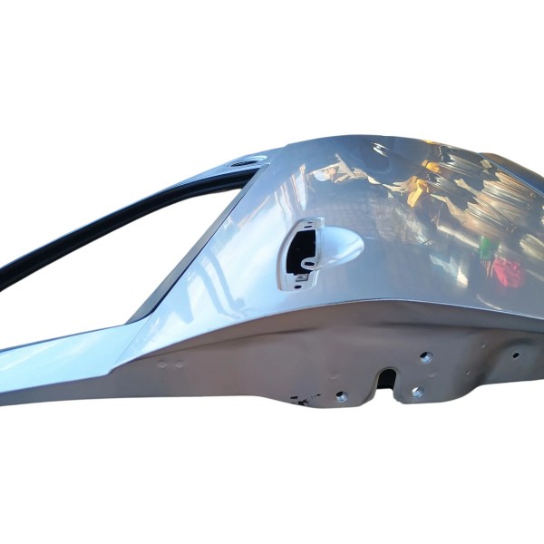 Porta Dianteira Lado Direito Renault Sandero 2010 Dianteira Direito Prata