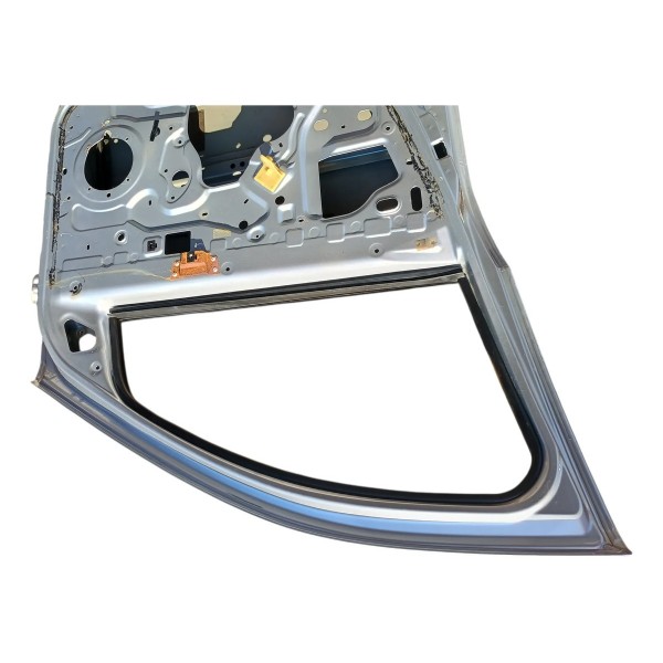 Porta Dianteira Lado Esquerdo Renault Sandero 2010 Dianteira Esquerdo Prateado