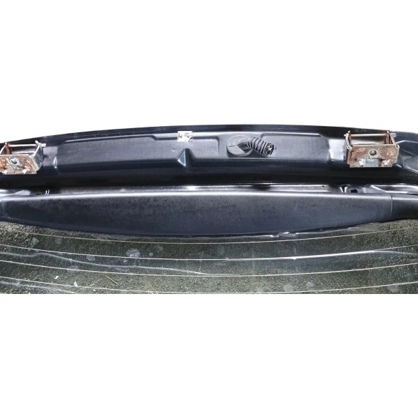 Capo Tampa Traseira Ford Focus Hatch 2004 Com Detalhes