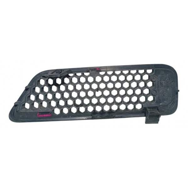 Grade Capo Dianteira Esquerda Renault Scenic 2003 C/ Detalhe Preto Brilhante