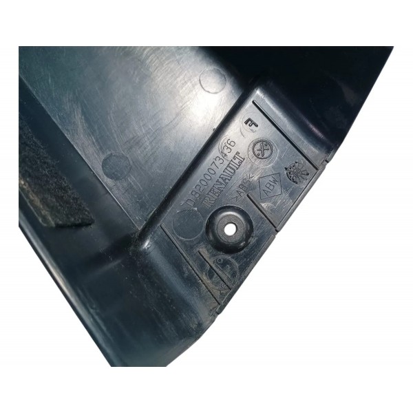 Acabamento Externo Coluna Direita Renault Megane 2008