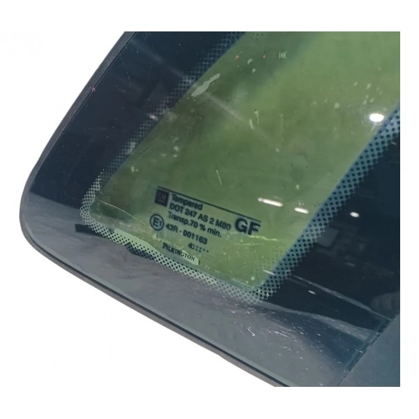 Vidro Fixo Traseiro Direito Gm Corsa Montana 2009 Detalhes