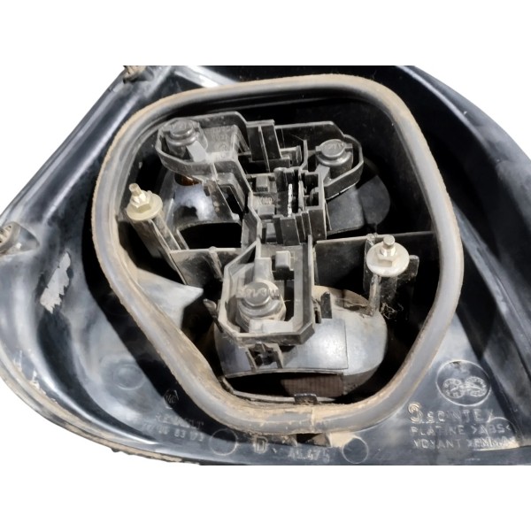 Laterna Fumê Traseiro Direito Renault Scenic 1999 2005 Direito/passageiro Preto