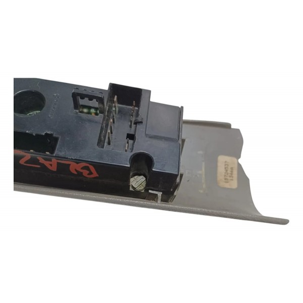 Botão Vidro Porta Dianteira Esquerda Gm Blazer 1999 Detalhes