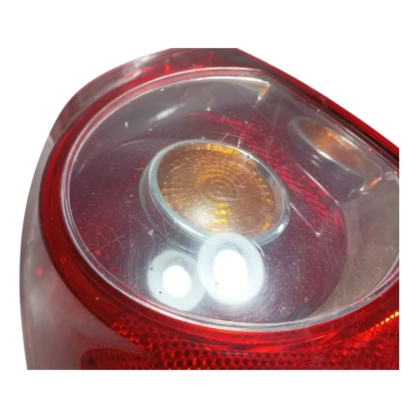 Lanterna  Esquerda Polo Sedan 2007 A 2014 (canto) Esquerdo/motorista Vermelho